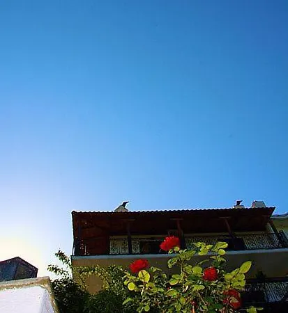 Guest house Rousis