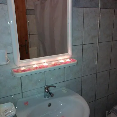 Rousis Guest house
