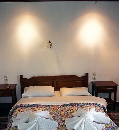 Guest house Rousis
