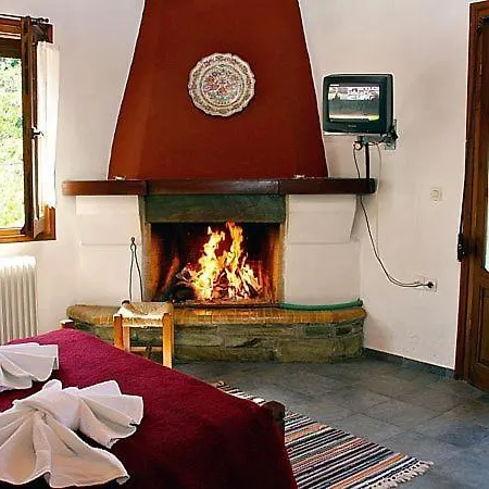 Guest house Rousis